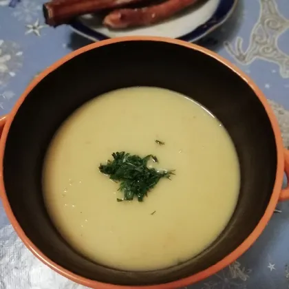 Суп-пюре гороховый с копчеными ребрышками