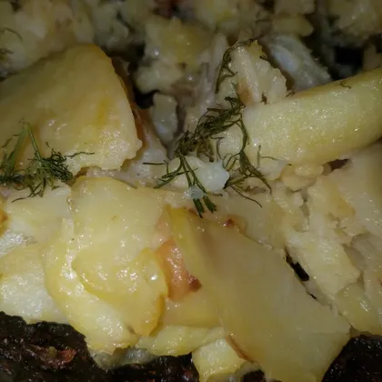 Картофель с салом и чесноком