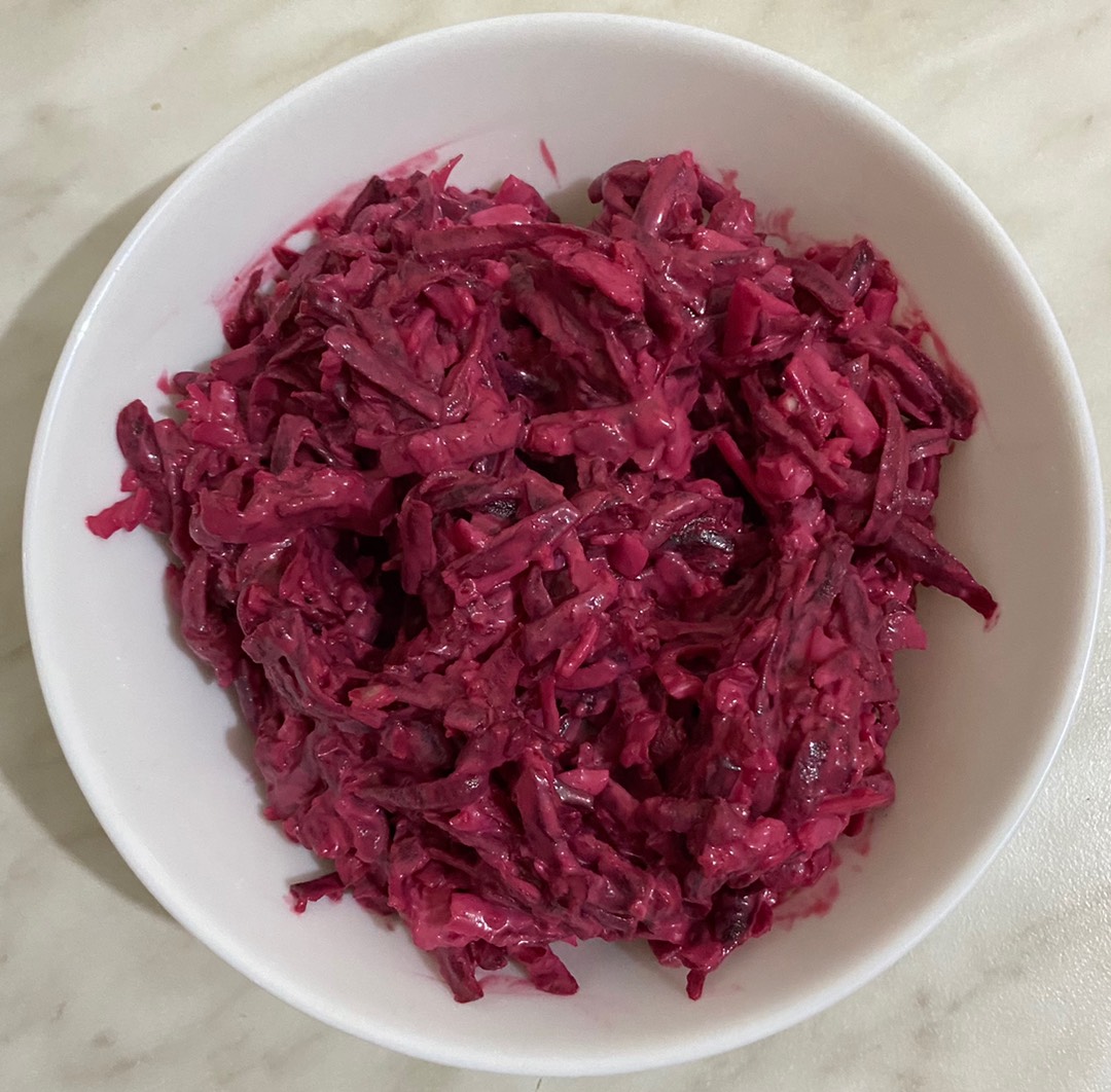 Салат из свеклы с черносливом и сыром - пошаговый рецепт с фото на уральские-газоны.рф