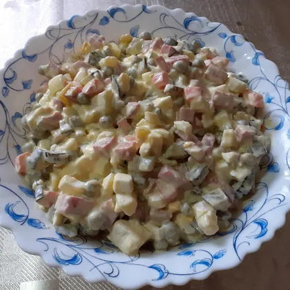 Традиционный салат "Оливье"