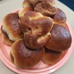 Дрожжевые булочки на кефире