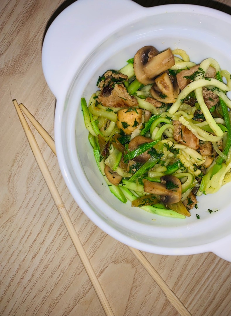 Wok из кабачков (АИП)