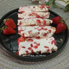Клубничный десерт