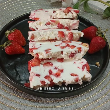 Клубничный десерт
