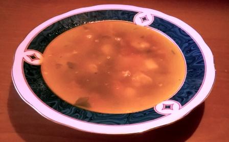 Суп из красной фасоли и томатов