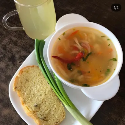 🇲🇩 Zeamă (Зама) - куриный суп с домашней лапшой и отрубным квасом
