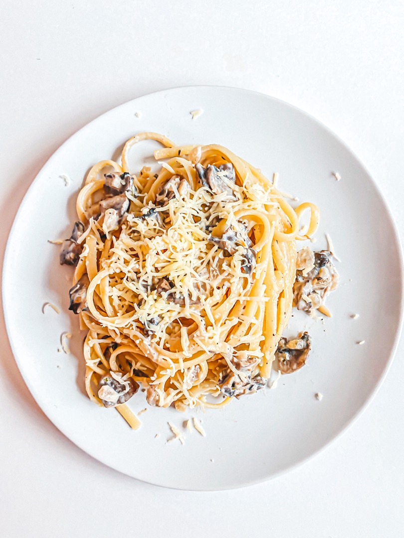Спагетти с грибами в сливочном соусе — рецепт с пошаговыми фото и видео + отзывы