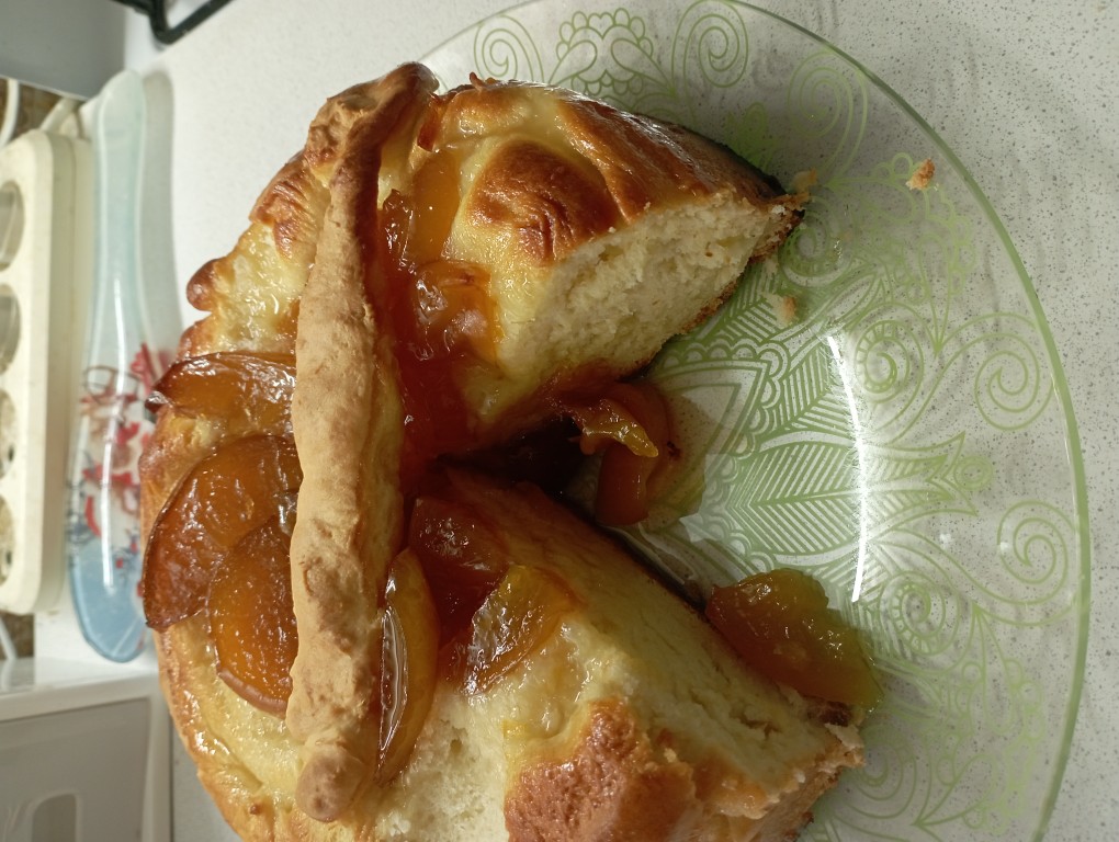 Пирог с вареньем на кефире: быстрый и вкусный рецепт