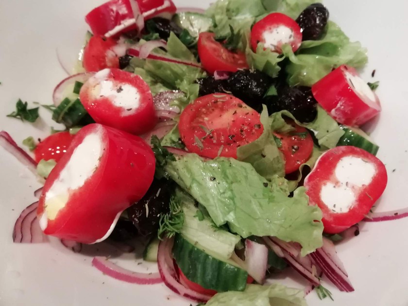 Греческий салат в новой интерпретации 😋😋😋