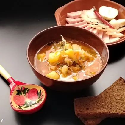 Щи из свежей и квашеной капусты