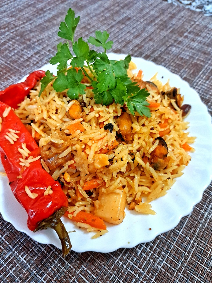 Плов с морепродуктами