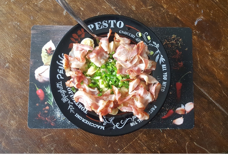 Пельмени с беконом