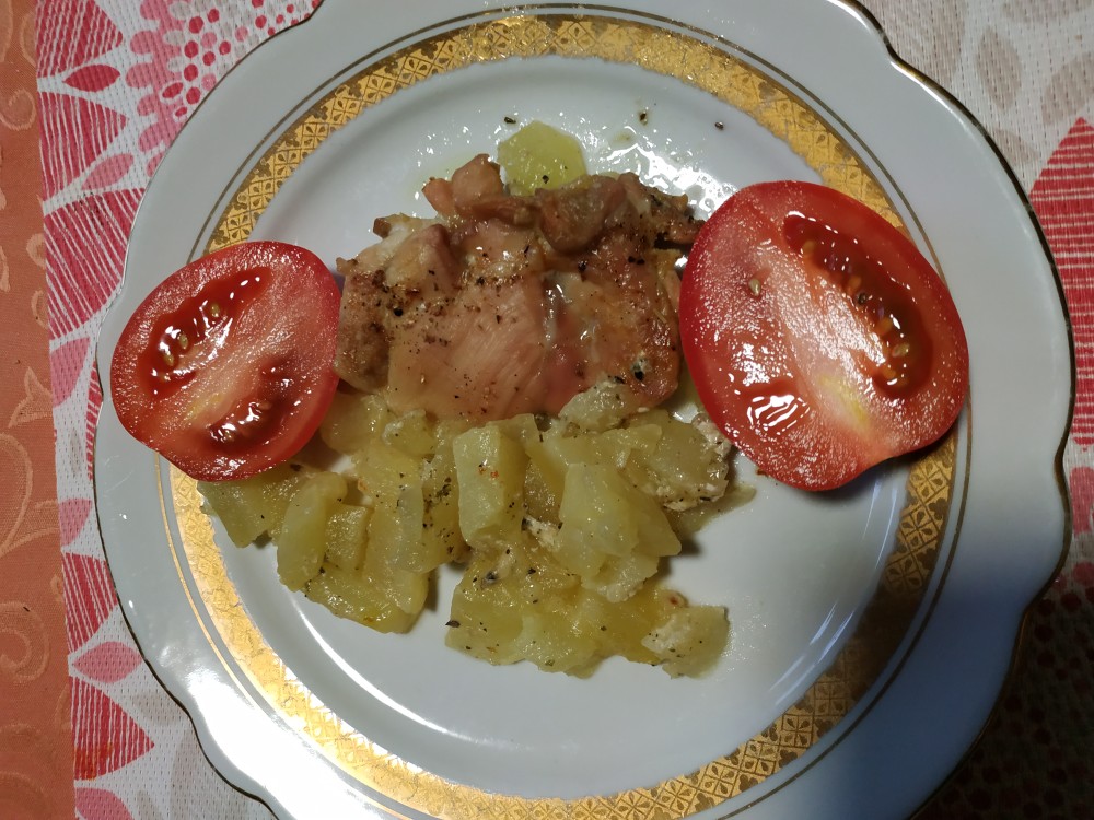 Курица на подушке из тыквы