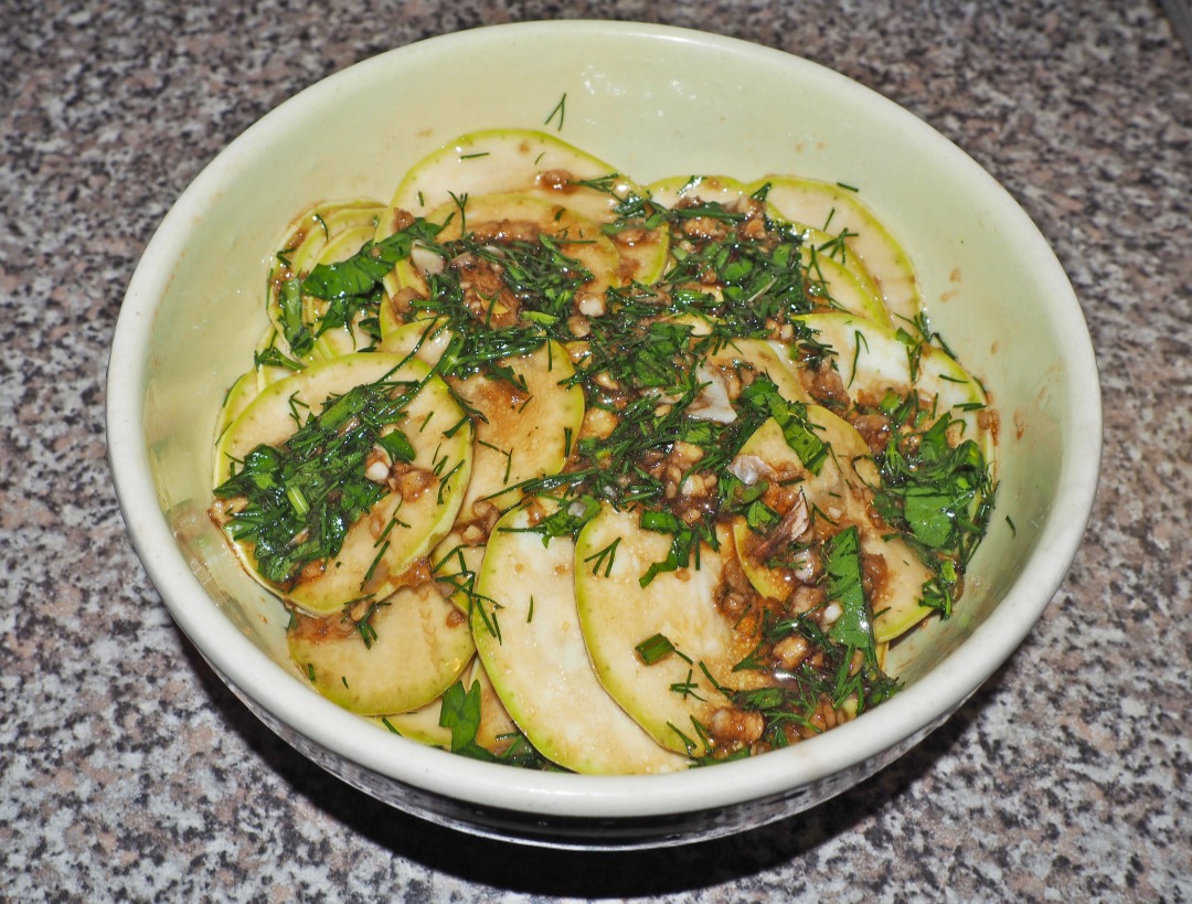 Кабачки быстрые, маринованные