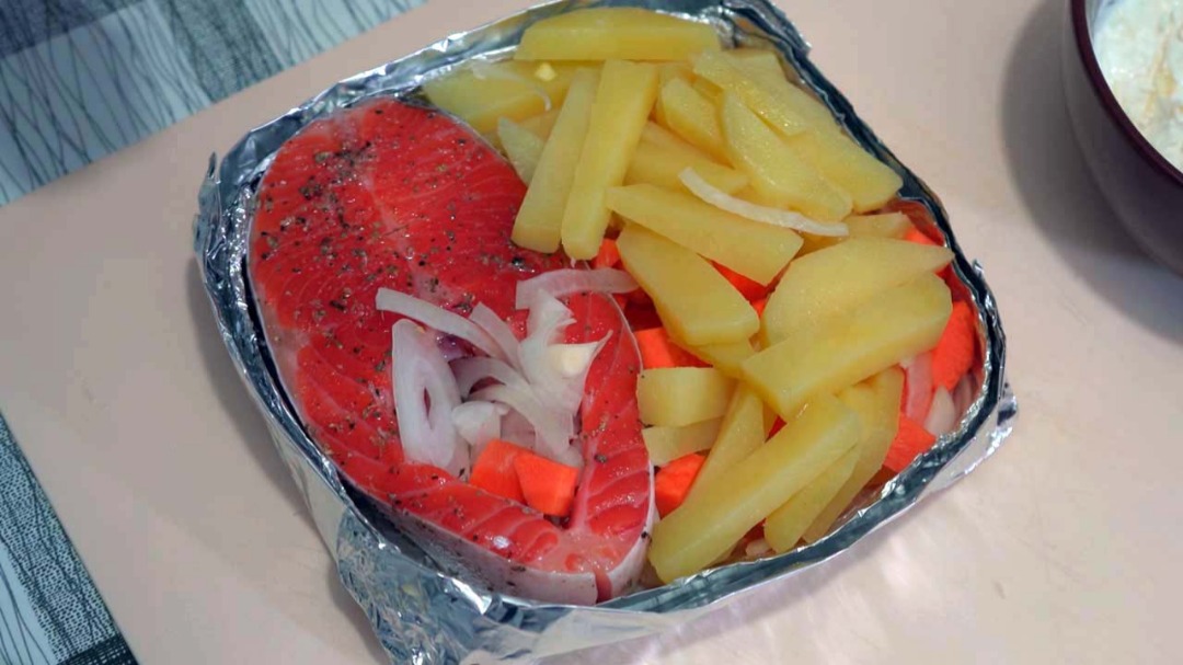 Рыба с картошкой в духовке - 10 вкусных рецептов приготовления с пошаговыми фото