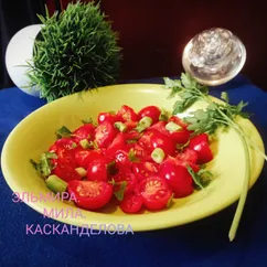Салат из  помидоров