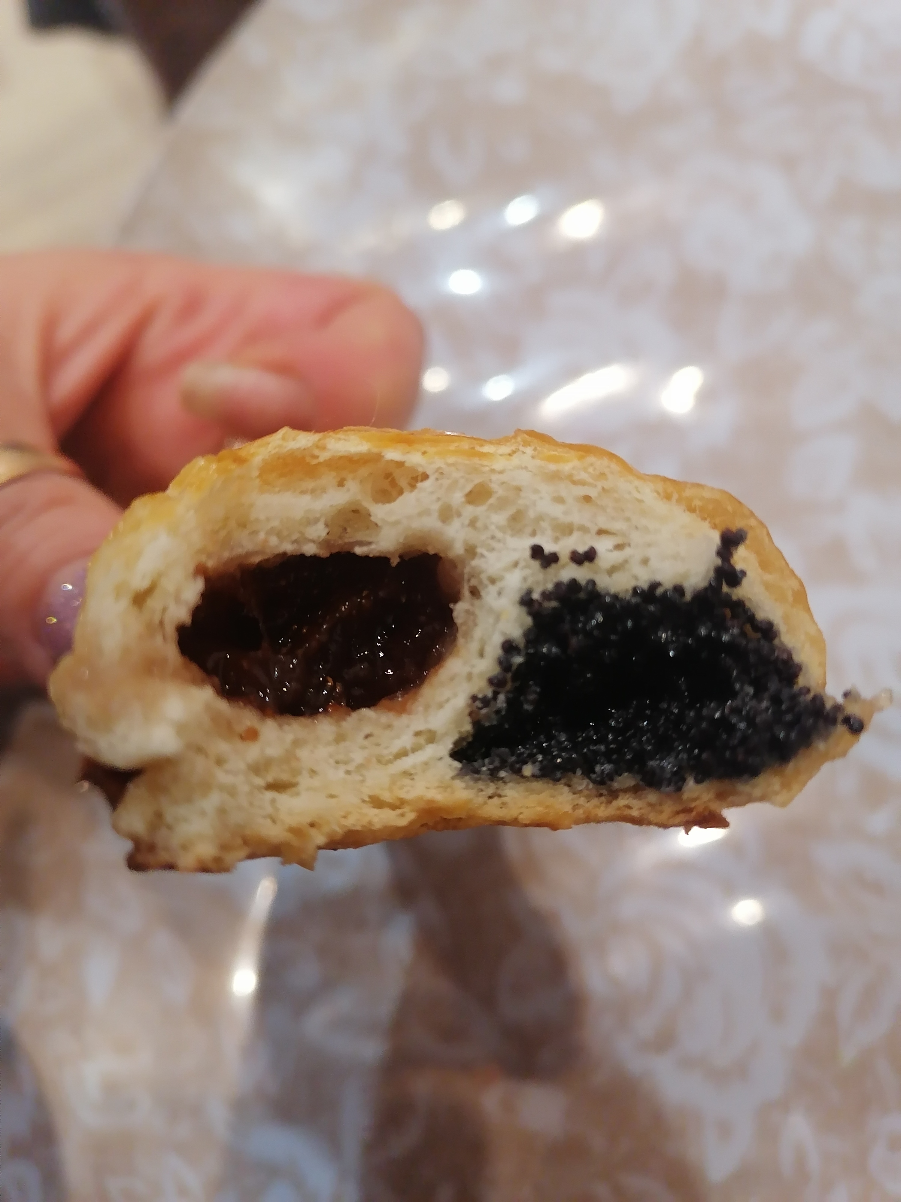 Рогалики с маком и джемом