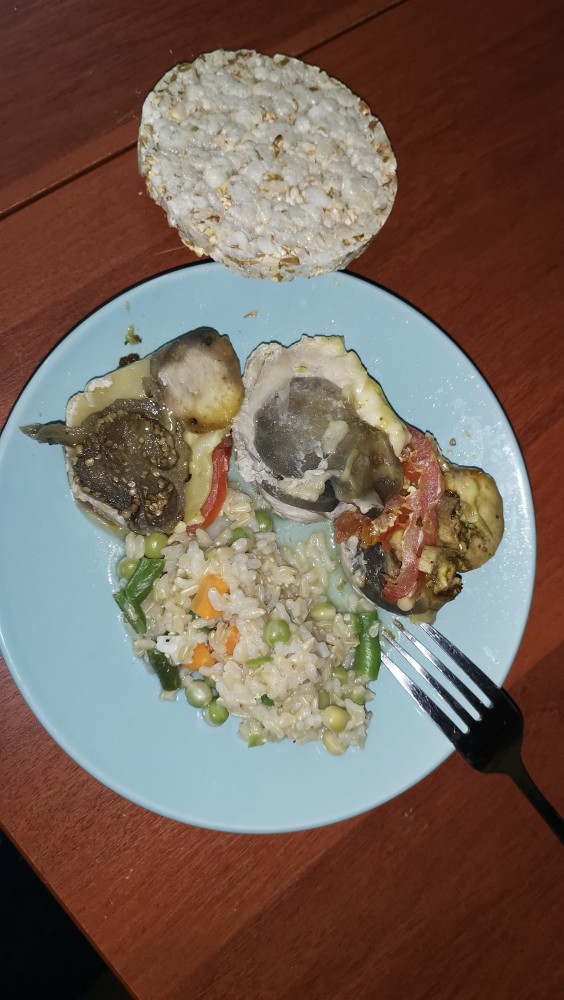 Баклажаны с куриным филе под сыром в духовке