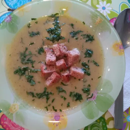 Крем - суп из брокколи с гренками