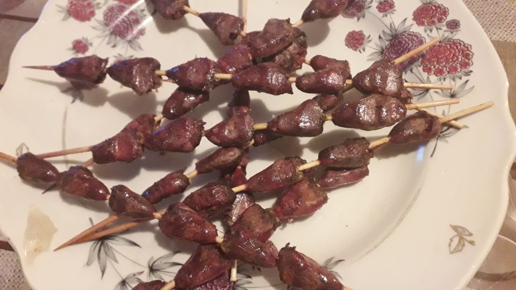Шашлычок из куриных сердечек