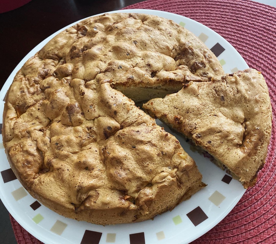 Фруктовая шарлотка🥮