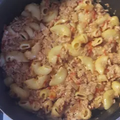 Кабачки с тунцом и макаронами