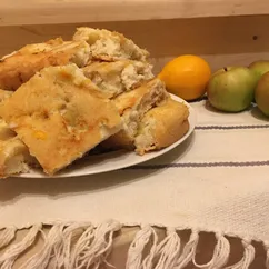 Шарлотка с лимоном