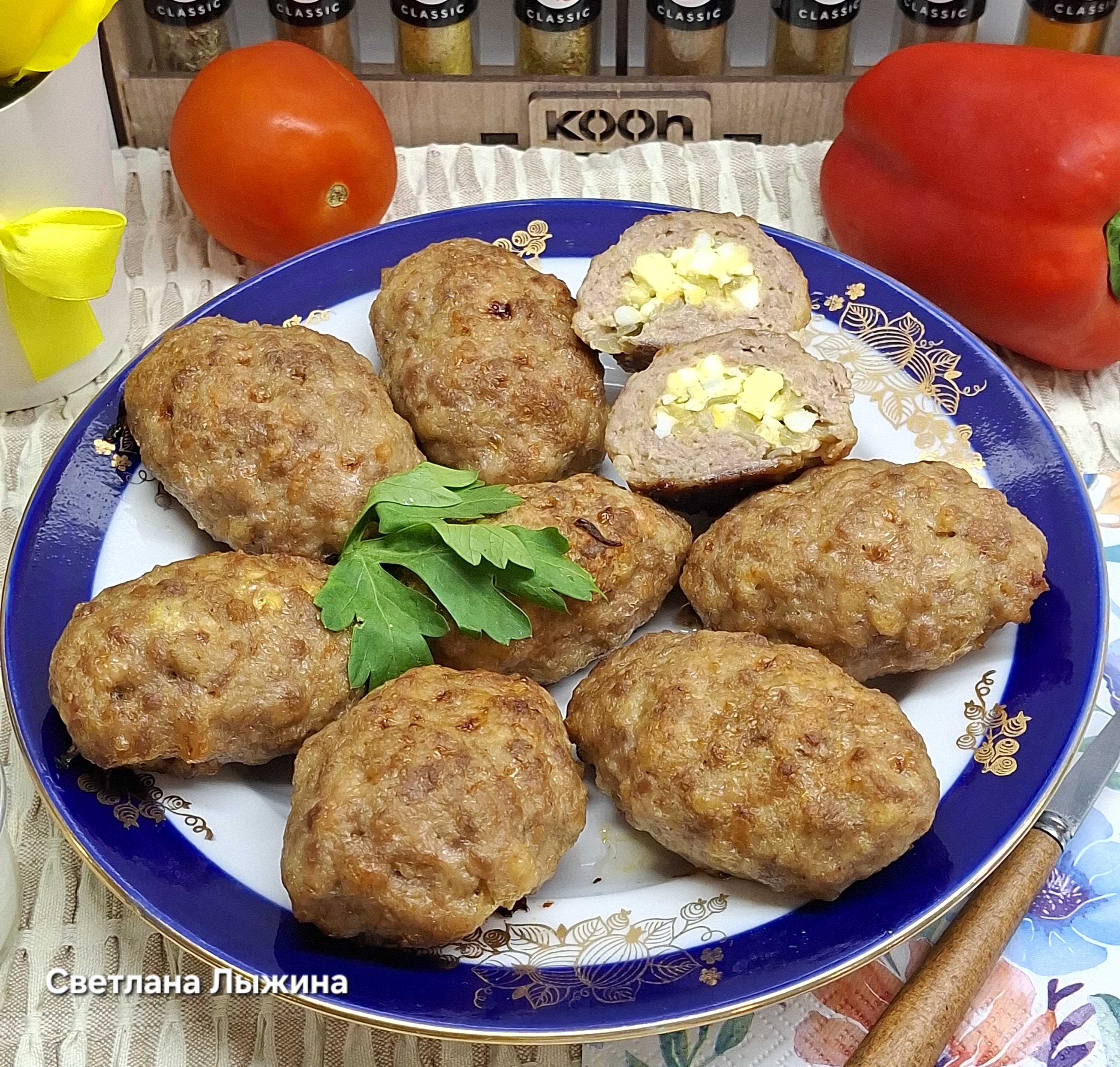 Зразы мясные с яйцом в духовке 