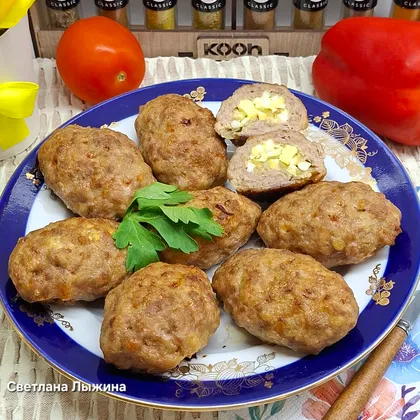 Зразы мясные с яйцом в духовке