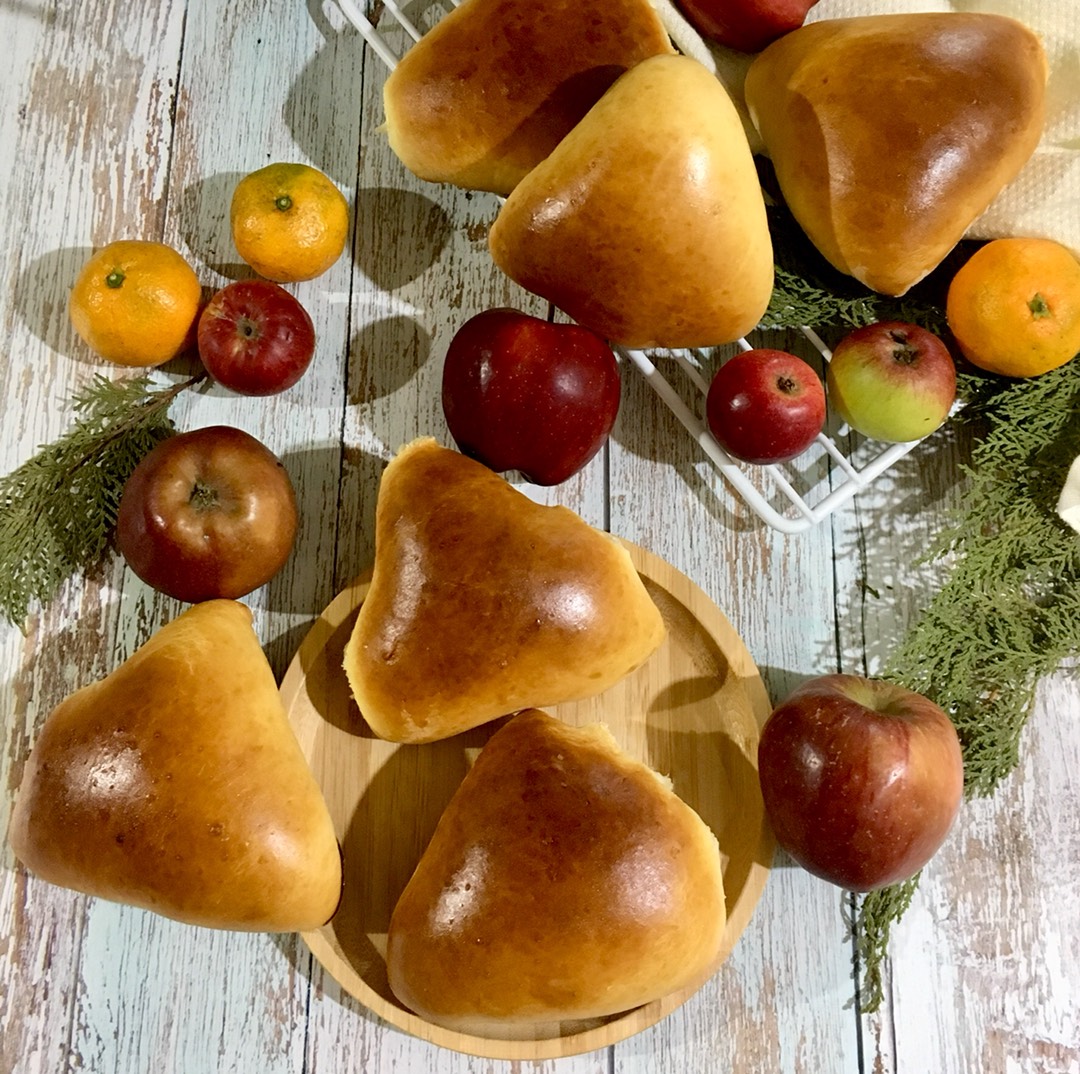 Булочки с корицей и яблоками