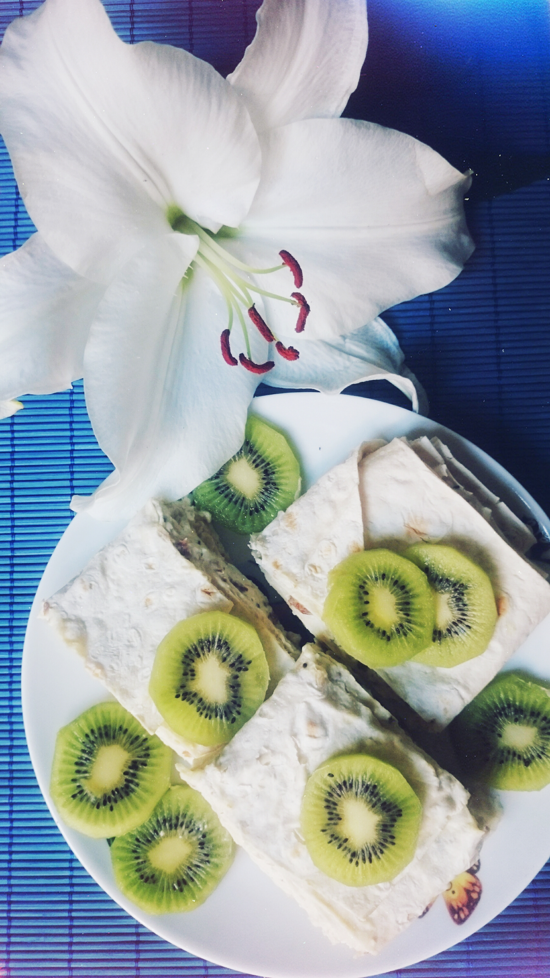 Творожный рулет из лаваша