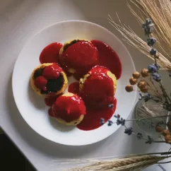 Сырники в клубничном соусе 🍓