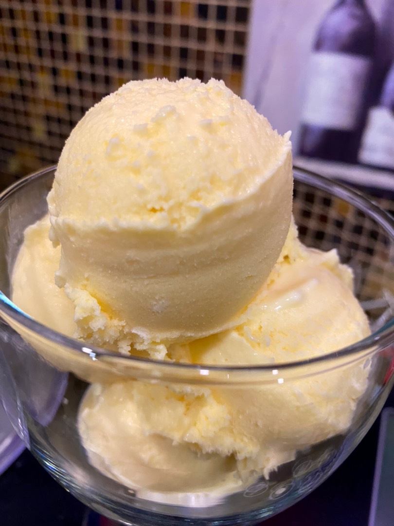 Мороженое на желтках в мороженице