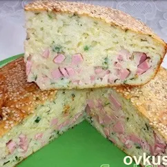 Заливной пирог с колбасой и сыром