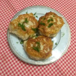 Котлетки из курицы и крабовых палочек