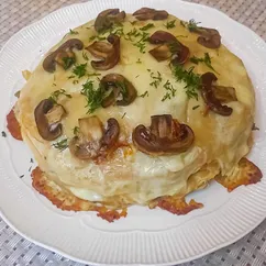 Блинный торт с грибами и мясом