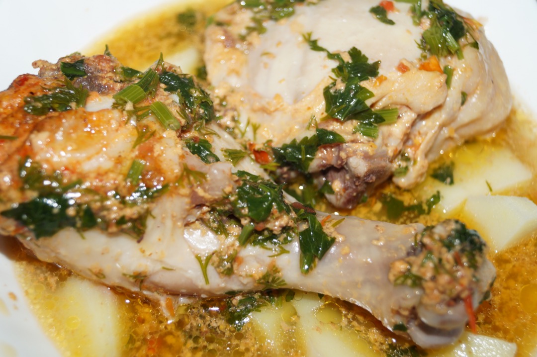 Курица с картошкой в мультиварке Редмонд — рецепт с фото | Рецепт | Еда, Идеи для блюд, Мультиварка