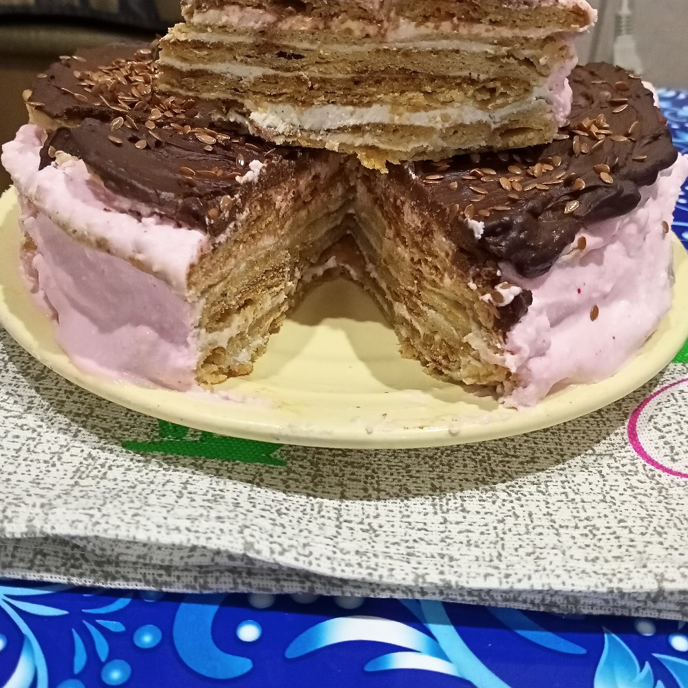 Торт медовик на сковороде, пошаговый рецепт с фото