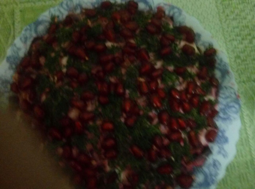Салат с гранатом