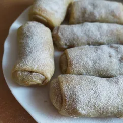 Вэрзэре с яблоками и грецкими орехами (веган)