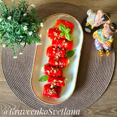 Рулетики из запечённого перца 
