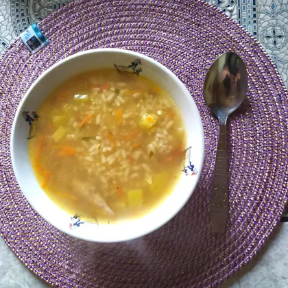 Суп с рисом и кабачком