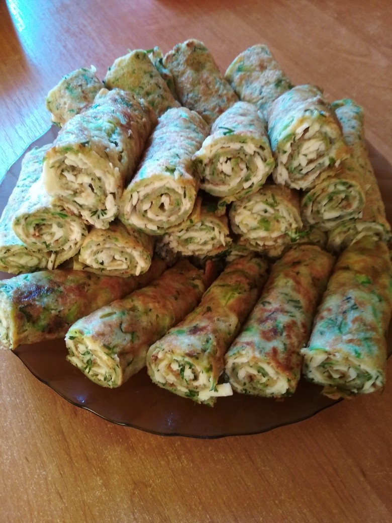 Кабачковые рулетики с плавленным сырком