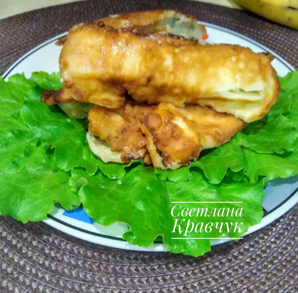 Кабачки в кляре с сметанно-чесночным соусом