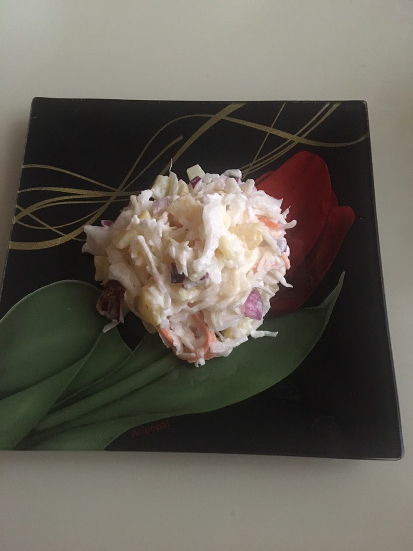 Салат с квашеной капустой