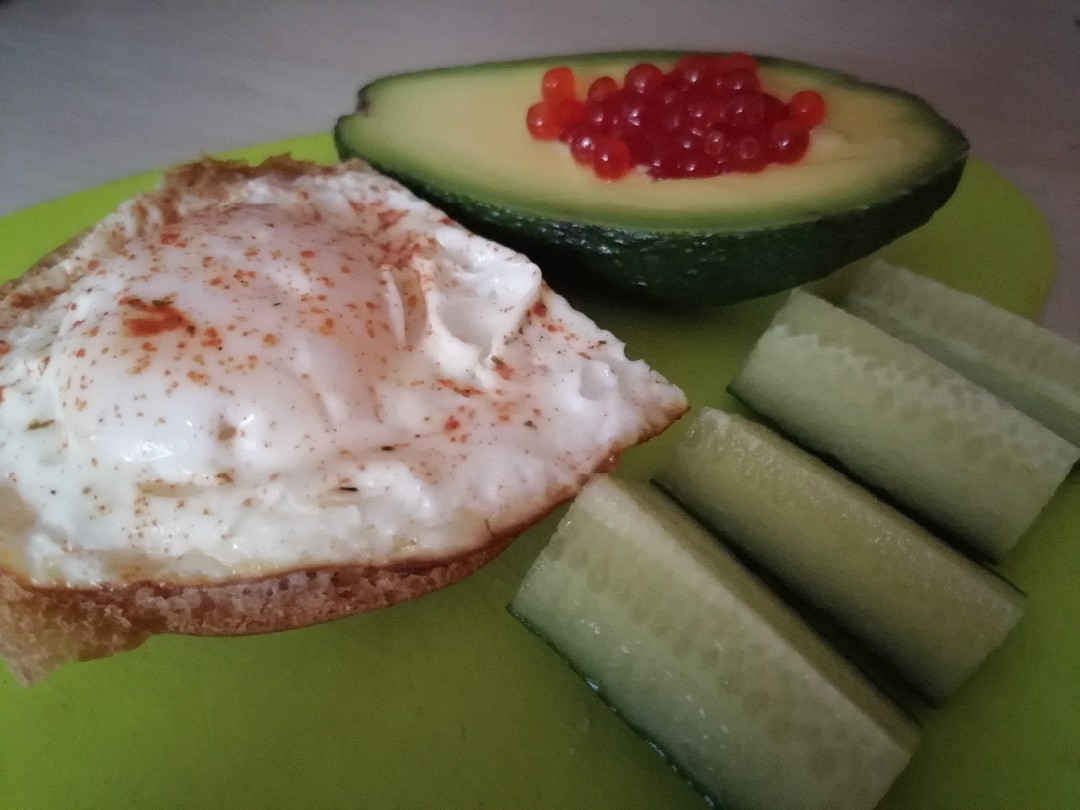 Тосты с яйцом и авокадо🥑