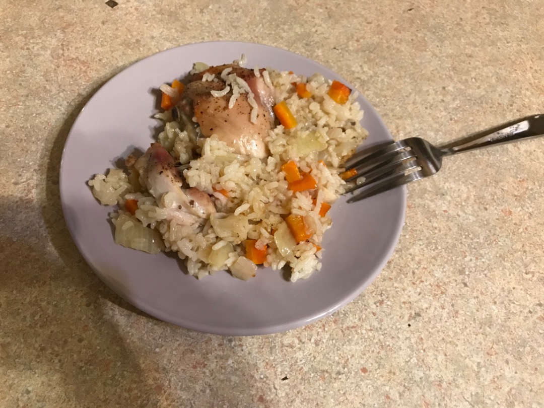 Ленивые куриные ножки с рисом – кулинарный рецепт