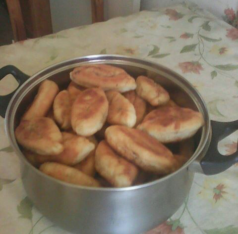 Жареные пирожки с картофелем и куриной печенью рецепт с фото, как приготовить на luchistii-sudak.ru