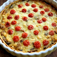 Киш с шампиньонами и рачками. Quiche mit Flusskrebsschwänzen und frischen Champignons.  Обед № 13