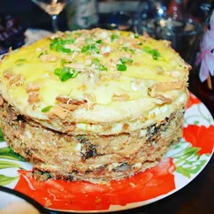 Закусочный Наполеон с курицей и грибами